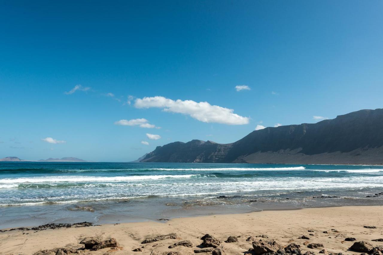 Modern Beach House In Famara Luaran gambar